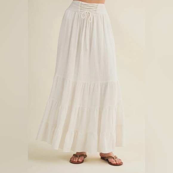 Dresses & Skirts - Lace up Tiered Skirt
